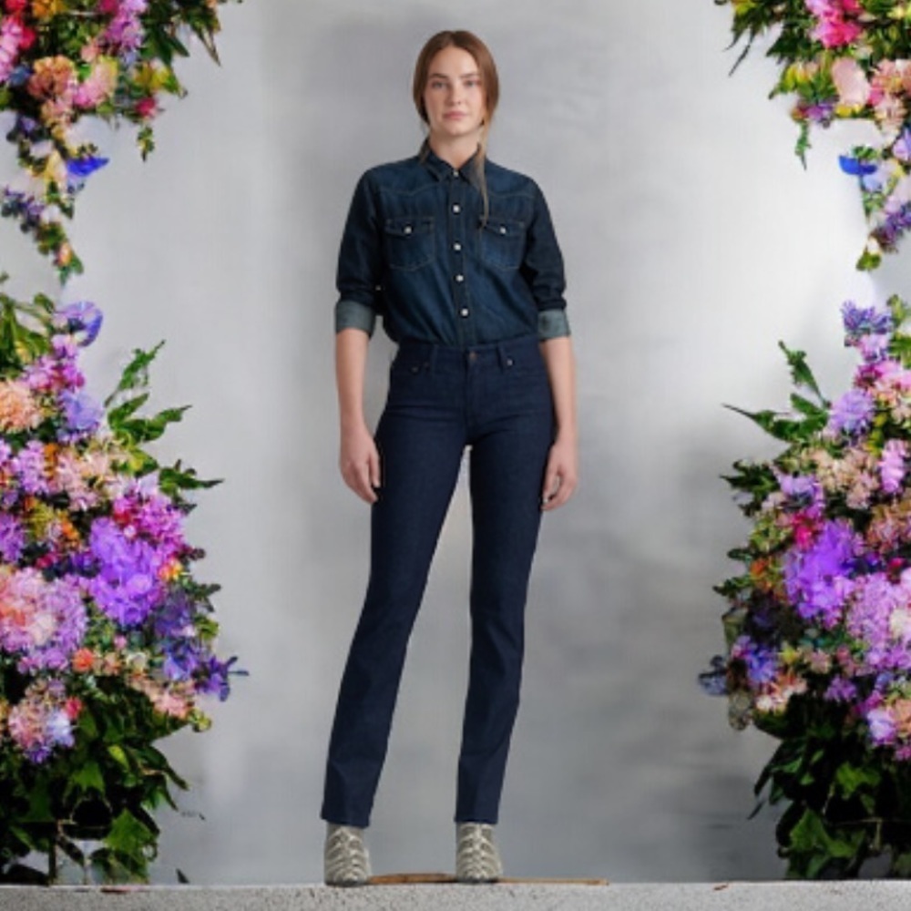 Lucky Brand Sweet Jean -Dark Wash-EUC-Sz29x32-Bootcut -Straight😍☀️ - Picture 3 of 13